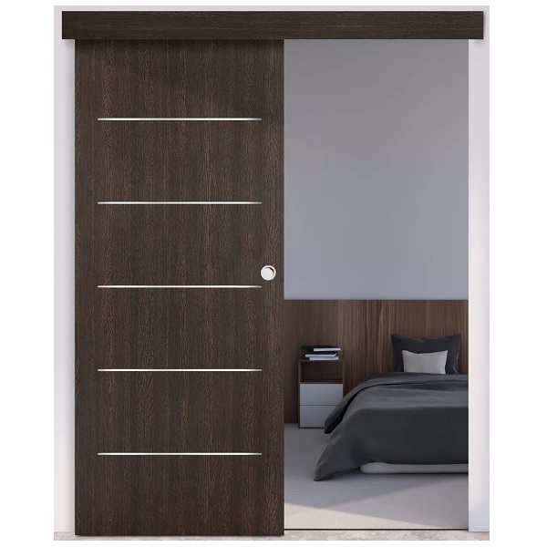 Nástenný s krycou lištou